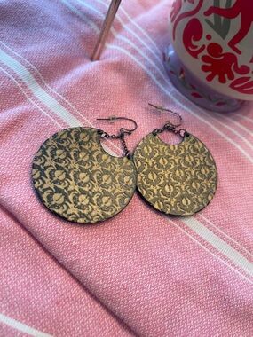 Posh Wooden Earrings
